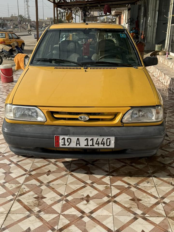 سلام عليكم سايبه للبيع مديل ١٣ رقم نكليزي مداور ثاني يموم  سياره معمره وجاهزه  مصبوغه  حزام كير شرط مكينه. بيه خيط بخار مكان دوانيه حمزه شرقي رقم تليفون *********** سعر ٢٧ وبيه مجال
