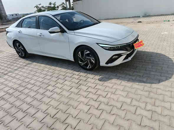 هونداي النترا 2024 خليجي تجميع صين مكفول من الصبغ والتبديل والبارد فقط شخط بسيط فول مواصفات 1/1 مكينه كير حداديه تبريد تخم تاير كله مشروط
رقم بغداد دولي بسمي
السعر 134$
***********
