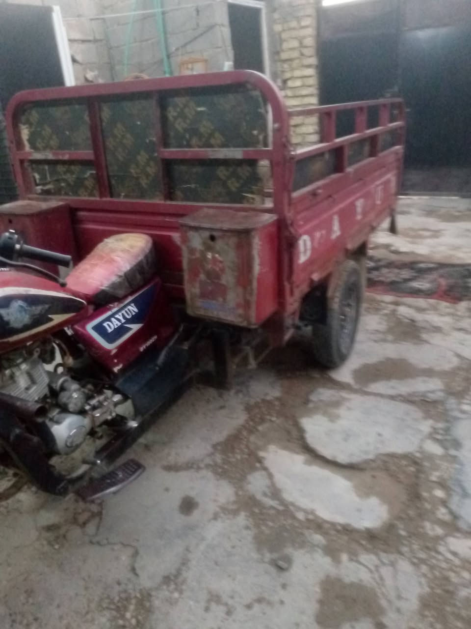 ستوته للبيع موديل 20 ضفيره ما بيها اوراق ما بيها وقف لك من كل شيء 750 مدينه الصدر حي طارق رقم واتساب فقط ***********
