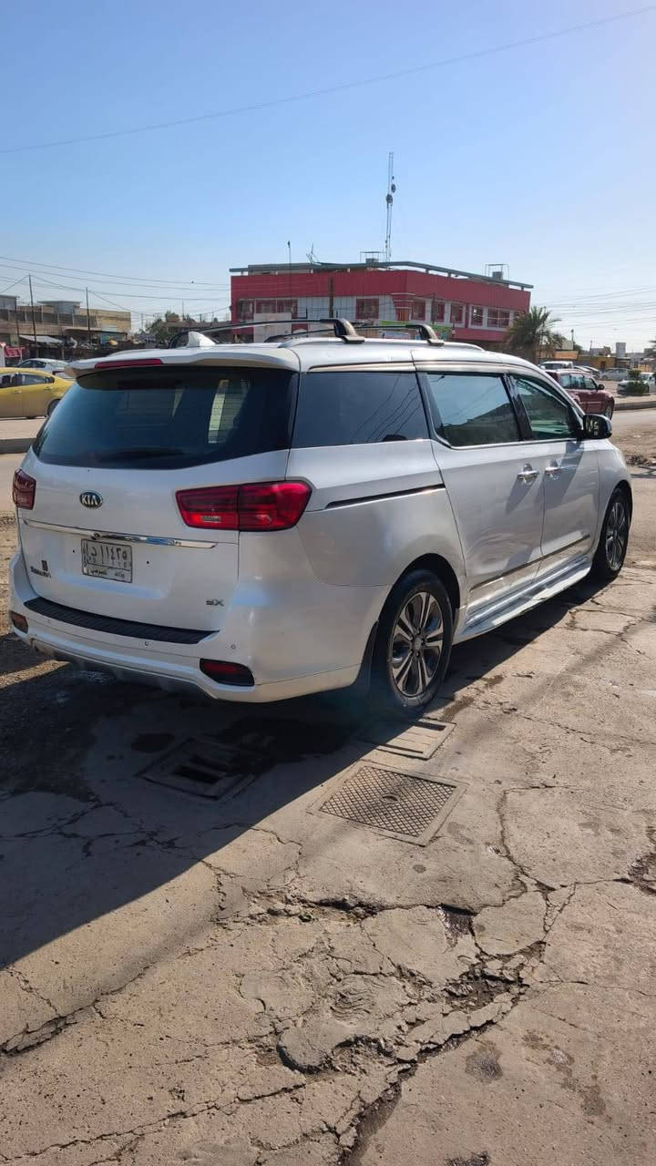 بيع مستعجل
على بركة الله للبيع
كيا سيدونا وارد امريكي 2020
فئة SX فول مواصفات 1/1
بصمه 
بصمة ابواب
خزن ميموري
تدفئة ستيرن
تدفئة تبريد المقاعد
اربع كاميرات
شاحنة وايرلس موبايل
صعود منحدرات
مانع انزلاق
لايت زنون
الحادث قبق جنطه
السعر 205$ ومجالها بسيط
مكان السياره بغداد الدوره
***********
