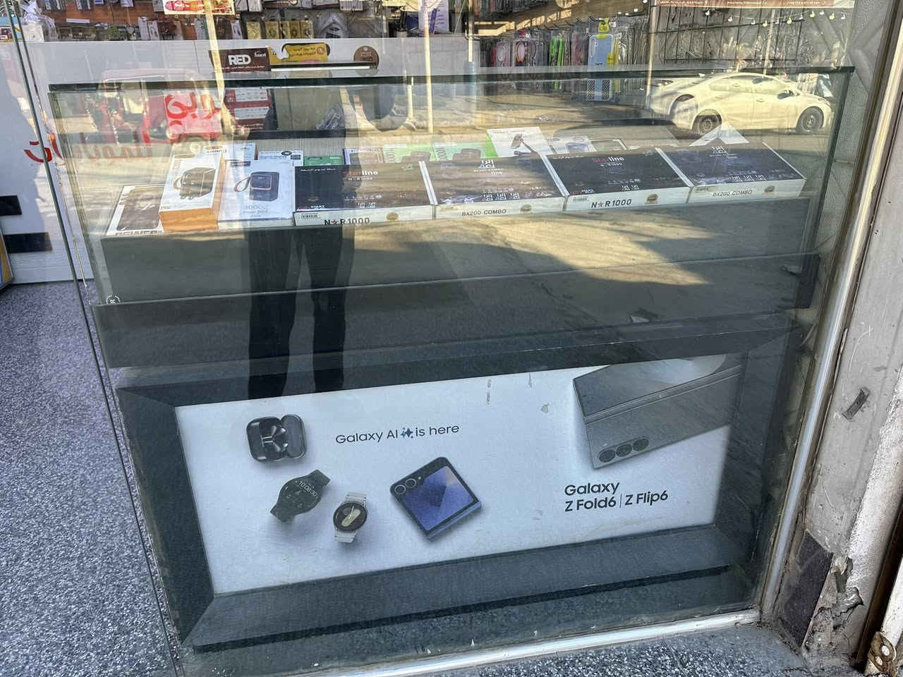 متاح للبيع مكاني بغداد وهاذه رقمي خابر وتدلل***********
