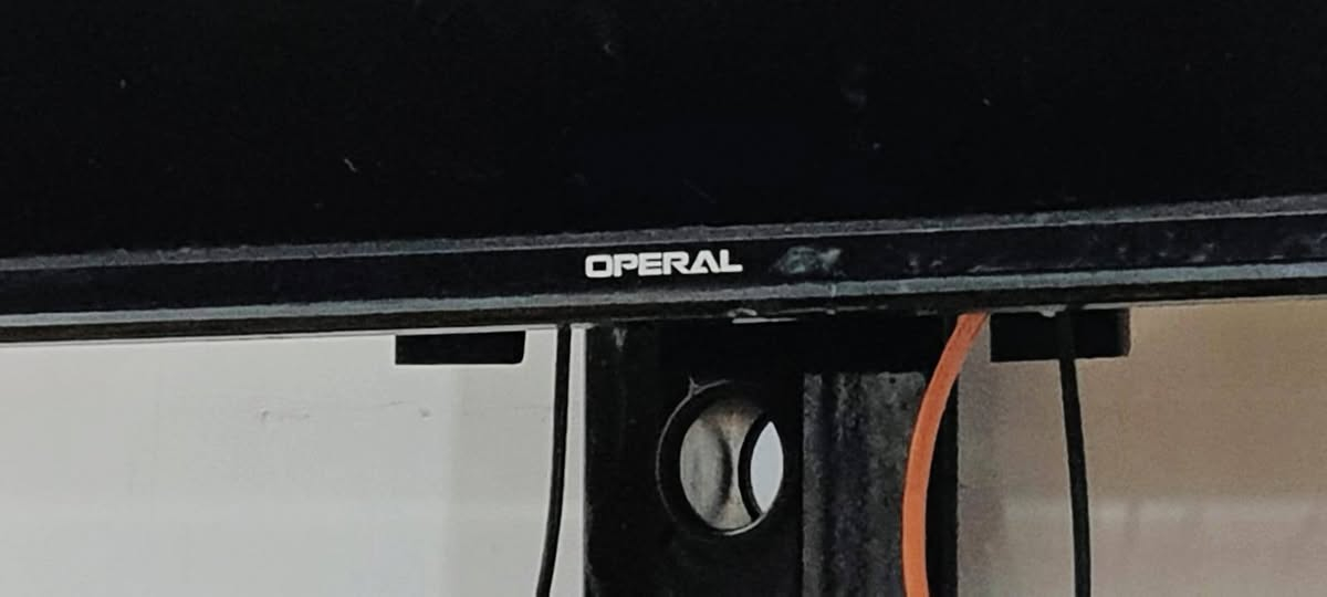 سلام عليكم شاشه للبيع نوع OPERAL حجم 32
بدون نت السعر 75  الشاشه على الفحص شغاله تفحص اله تاخذها  العنوان كوفه 17 تموز


**إذا كنت صاحب هذا الإعلان وتريد حذفه لأي سبب، رجاءا أرسل رسالة إلى الدعم الفني**