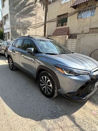 كورلا كروس 2024 وارد امريكي بدون ايرباك بدون دواخل ضررها شخط بالبنيد و...