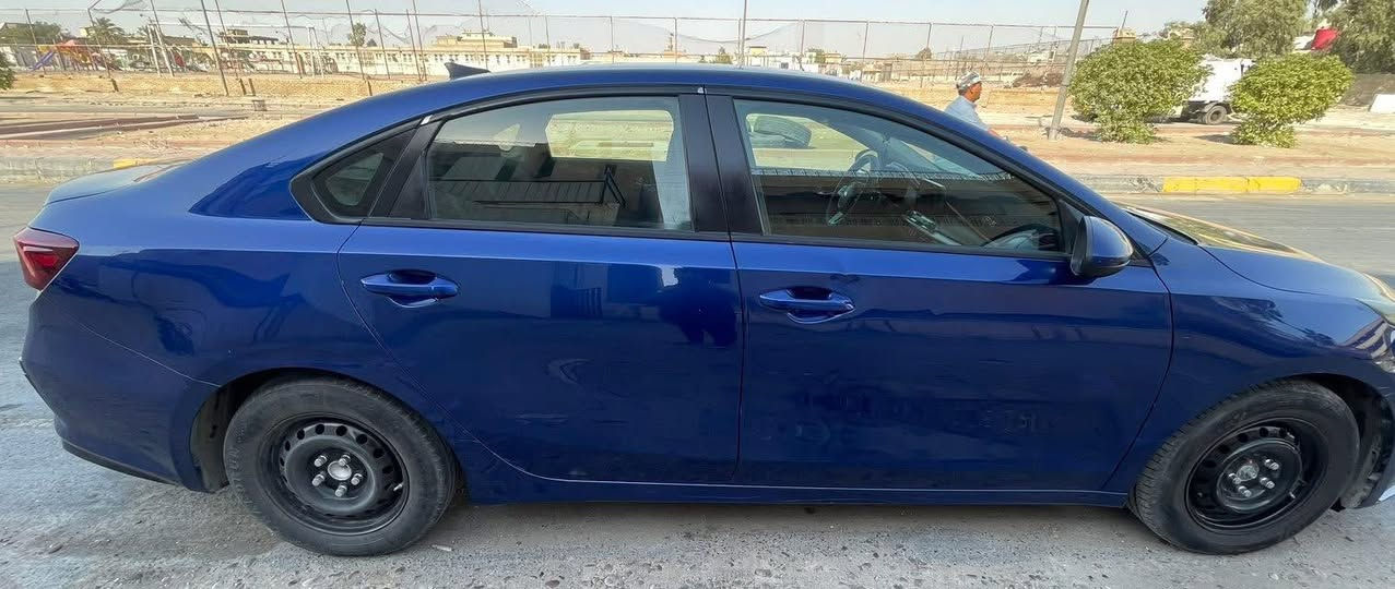 فورتي 2019 للبيع 
وارد امريكي رقم اربيل  ماشية 100 ميل        
المكينة 2000 دوش    ___الكير cvt 
السياره ممفتوح لا المكينه ولا الكير
مكاني بغداد  _ حي جميلة 
رقم الهاتف *********** متوفر واتساب 
حادث بنيد وجاملغ ايسر جهة السايق فقط 

              السعر132
