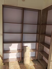 فاترينات ٣ قطع مع رفوف تقطيع  ارضيات عدد ٣  ١٦٠ الف 07780031876