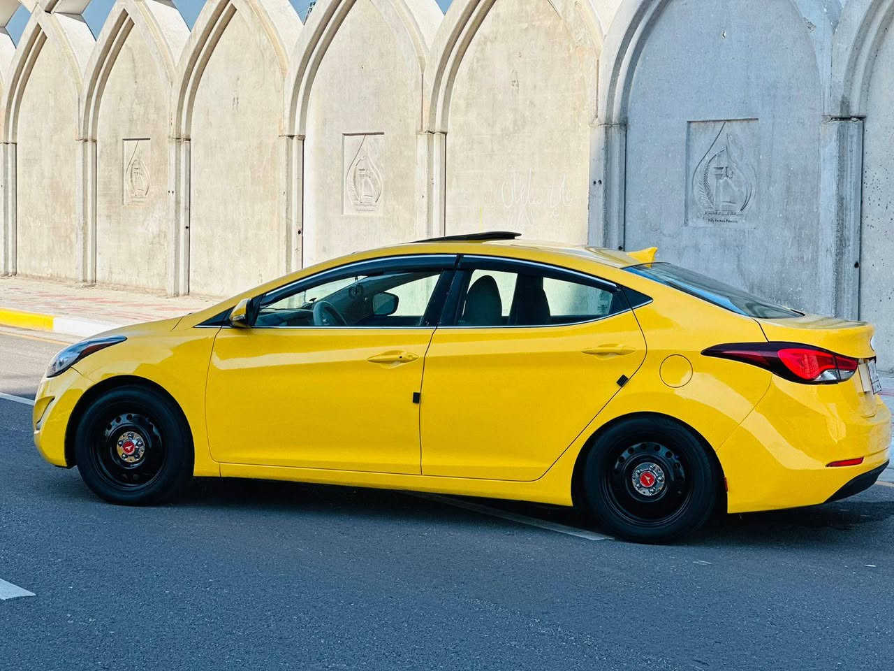 للبيع الانتره موديل 2014 وارد امريكي حادث جاملغ فقط والباقي مكفول كفاله عامه مواصفات فول لمتد فتحه سقف شاشه كامره دواره حساس تحكم ستيرن جهتين اشاير بل مري تدفئه تبريد كشنات وستيرن بصمه تشغيل وبصمه ابواب وجنطه لايت لد بكلايت لد منضومه زنون كشنات جلد مكينه وكير وحداديه وتبريد مكفولات السعر 110 عنوان كربلاء الاستفسار الاتصال ع رقم *********** مصفره هيئه وغرامات كربلاء, العراق
