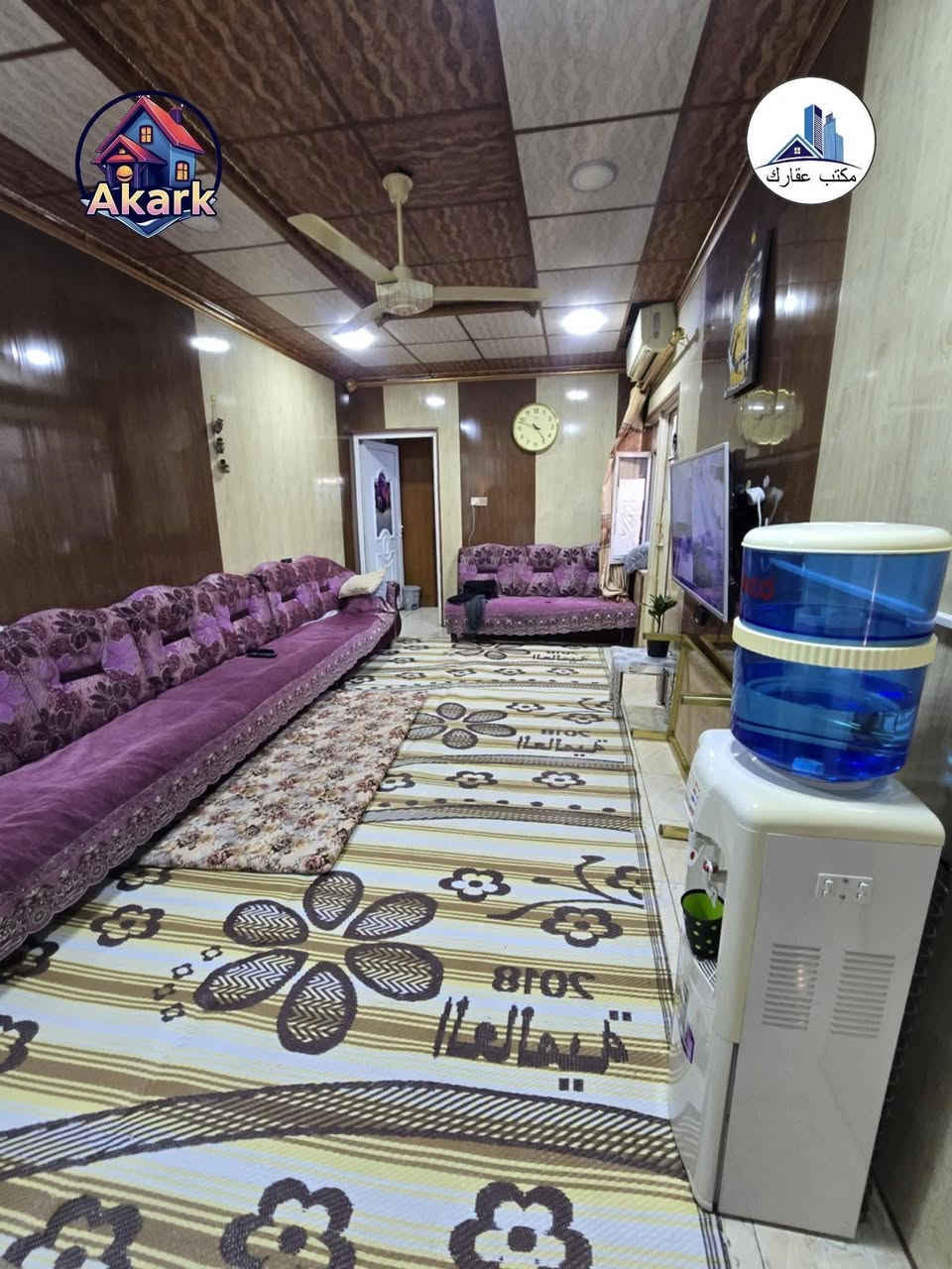 السلام عليكم
دار زراعي للبيع -موصل حي الملايين 

الثانيه  قرب جامع العادل

مساحة الدار /(110) م 

يتكون من غرفة نوم ، هول ، استقبال ، 

صحيات 

الطابق الثاني  هيكل يحتوي على غرفة 

واحده 

خدمات كامله ( شارع -ماء - كهرباء)

السعر (55 مليون

للأستفسار اكثر (***********)(***********)

