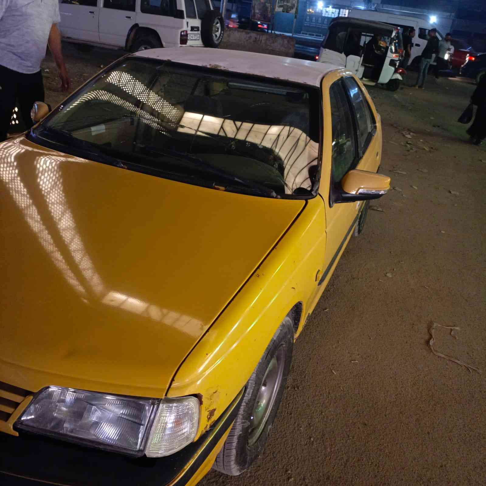 بيجو ٤٠٥ جيلكس 
موديل ٢٠١٠
مكينة لاتبخير ولاتنقيص 
كير وكلج نضيف 
صدر جديد 
سعر ٢٥ وبيهة مجال 
عنوان سيارة بغداد العبيدي 
***********رقم صاحب السيارة 

مكلف بالنشر
