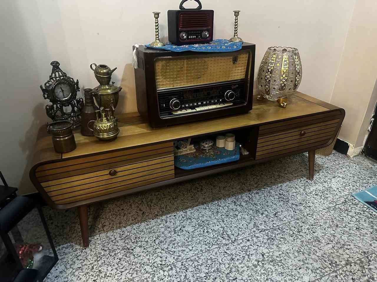 ميز تلفزيون للبيع السعر 100الف وبي مجال


**إذا كنت صاحب هذا الإعلان وتريد حذفه لأي سبب، رجاءا أرسل رسالة إلى الدعم الفني**