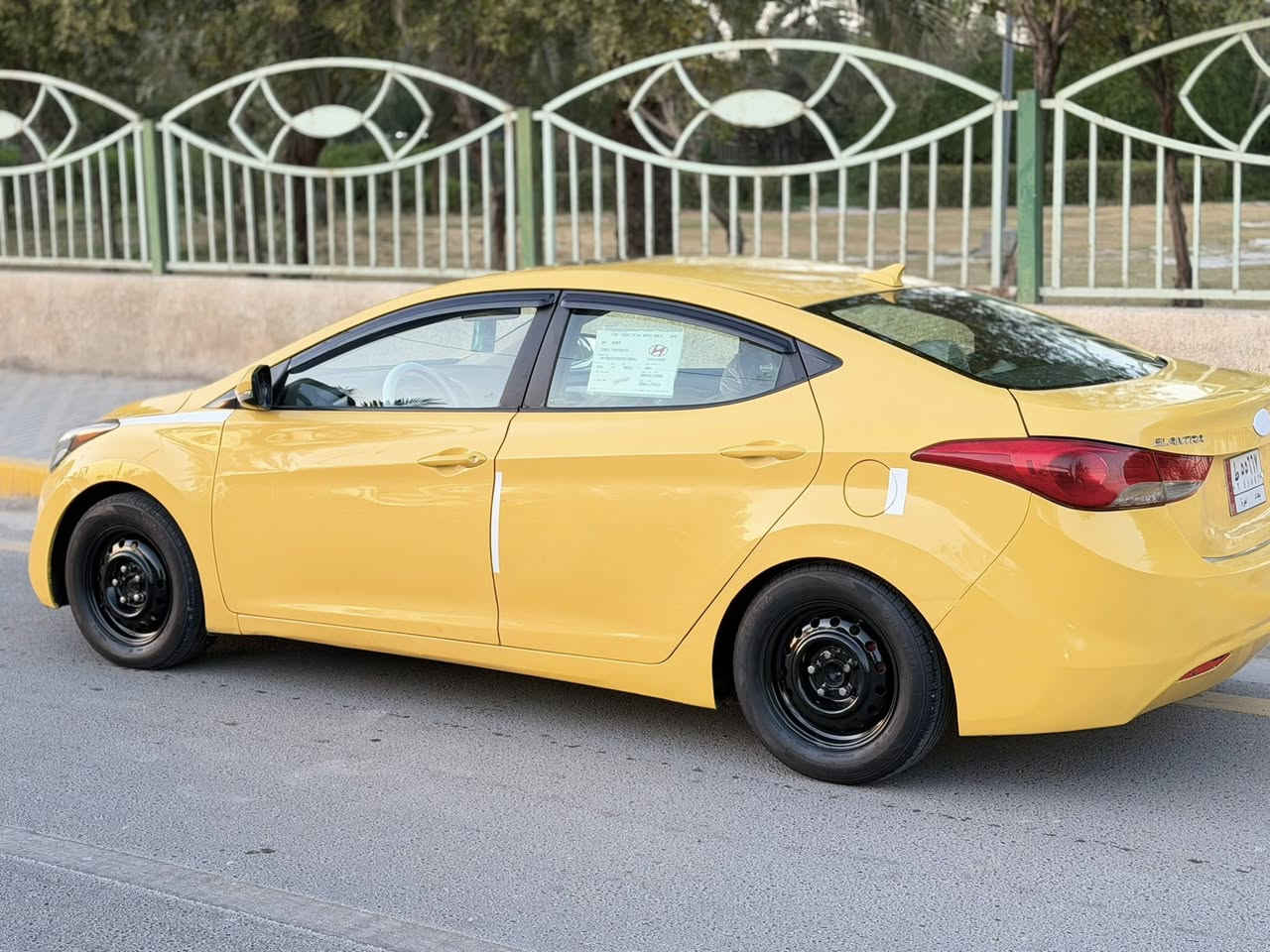 السلام عليكم من رخصة الادمن المحترم 
النترا 2012 فول ماعدا البصمه وارد أمريكي حادثه الجامل الأمامي الأيمن بدون دواخل شواصي ولغود مكفولات مكينه وكير خير من الله لا تبخير ولا تنقيص السياره جاهزه شاشه كاميرا مصفره هيئه وغرامات مكان السياره بغداد البياع مدينه الذرى السعر 97$  غير متواجد عل فيس 
***********
