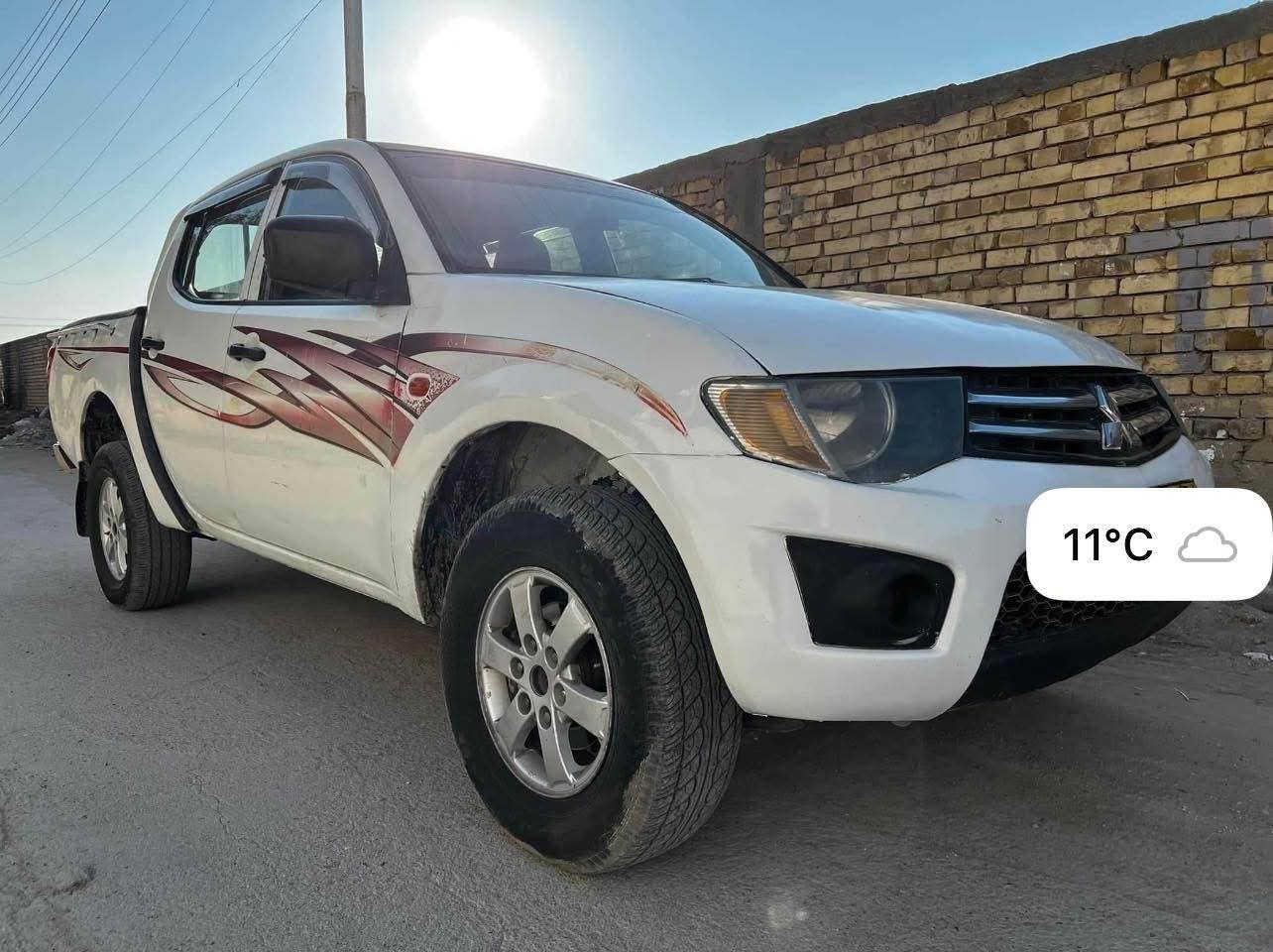 للبيع سيارة بيكم مستيبوشي ياباني موديل 2007 فور ويل  محرك ياباني  
 گير اوتماتيك  مع اكسل جديد شرط شلعتها تخبل 
حدادية جديدة شغل جديد 
تخم تاير جديد 
رقم بغداد انكليزي وسنوية جديدة بأسمي 

تريد تحويل او وكالة حاظر 
السيارة بيها ظربة بالجاملغ الامامي جهة السايق والبنيد
السعر 70 ورقة  

للاستفسار الاتصال 

*********** ديوانية, القادسية
