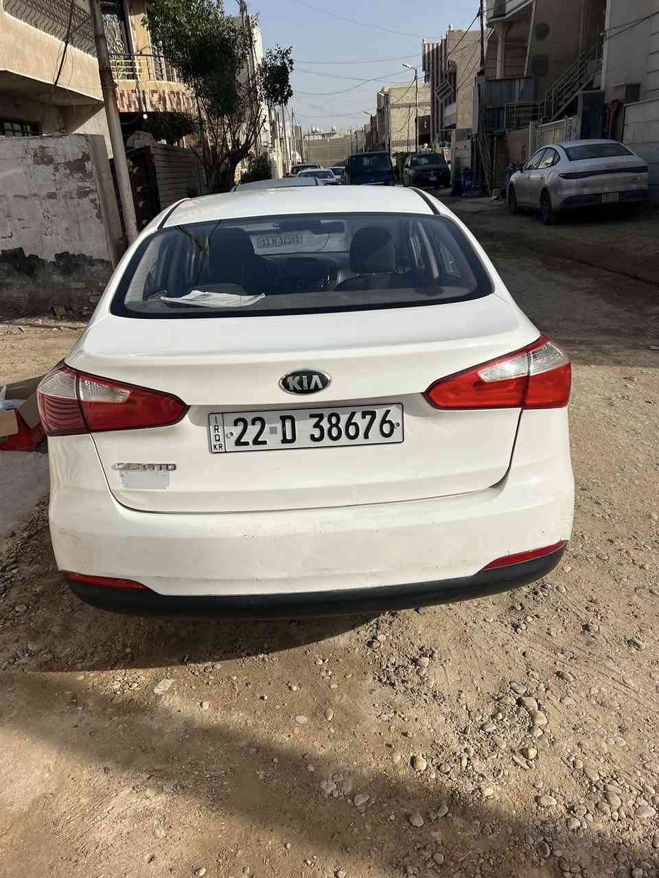 السلام عليكم
سيراتو 2014 للبيع محرك 1600 
 السيارة بأسمي السونار موجود ويه الصور
 السعر 110 وبيها مجال
مكان السيارة بغداد الدورة جمعية خير الله
***********
