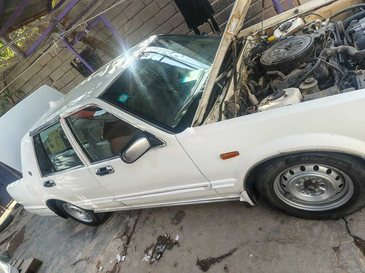 سلام وعليكم نيسان سدرك للبيع رقم جديد بسمي سياره بلاديه ‏‪***********‬‏ للبيع 55 ورقه تبريد تدفئة حداديه نص عمر تخم تاير كهربايات  شقاله عنواني زبير مكينه كير بلاد  سياره جاهزه من كلشي مكفوله حتى صبغ عام
