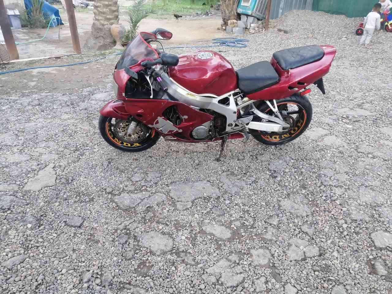 ٩19شغاه بي وكت بس الكير بي صوت السعر مليون و١٠٠ وبيه مجال الدراجه مكينته خرسه الرقم *********** مكاني بغداد الوسفيه
