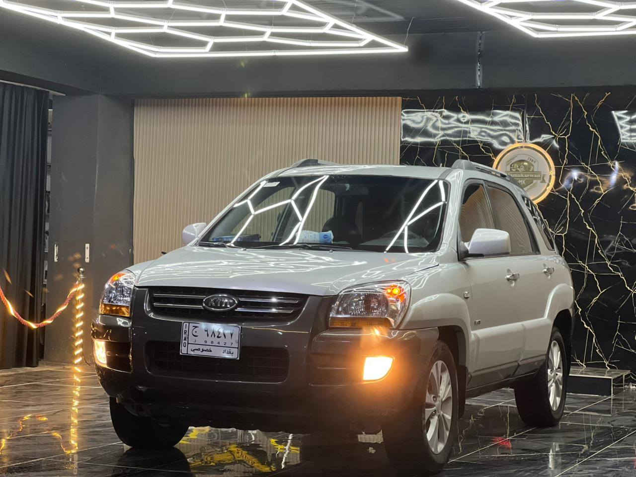 بــــەناوی خوای گەورەو  میهرەبان
سارەکە بڕاوەی دوبەیە 
کیاسپۆرتاج بڕاوە مەکینە گاز چوارپستۆن سۆپەر
زۆر جوان و خاوێنە هەمو گیانی بەشەرت گێڕو مەکینە بەشەرت کارەبای بەشەرت تەبرید سارد گەرم سڵاید گوشن جڵد وهیتەر تعدید سرعە فۆلیوم شاشە ئایپاد هیچ نەقوسانی نیە ماڵی دۆستە و کەم مسرەفە 
نرخی ٥۲گەڵاۆمەجالی برایانە
ناونیشان ڕانیە چوارقوڕنە 
*********** رانية, السليمانية
