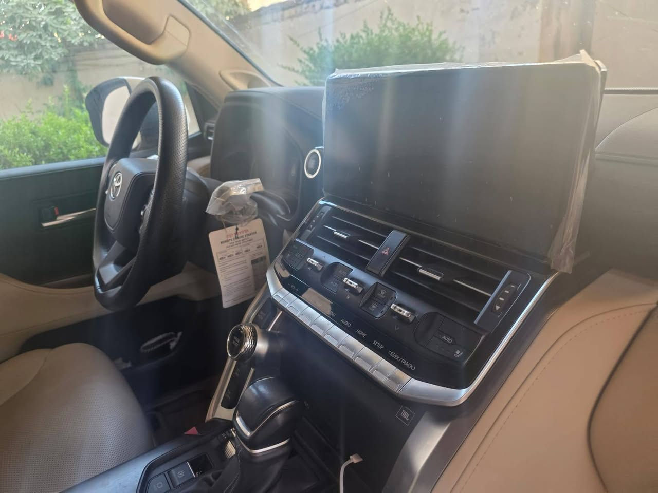 24توين تيربوبحالة الوكاله ماشية 37حقيقي بغداد باسمي كفاله عامه ماعدا شخط زغير بالجاملغ الامامي 10سم فتحه تحكم كامرة وكالة البعاج بيها ضمان السعر 725 بيهامجال قليل جدا للاتصال*********** المكان ديوانية
