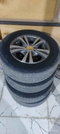 ويل كب مع التايرات للبيع  قياس13.185.70 السعر 135  07718483413