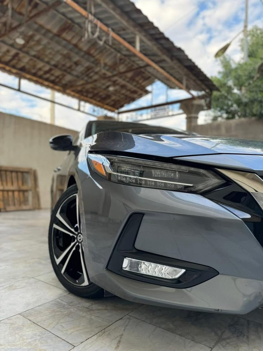 اخوان 
سنترا مديل 2022
فئه SR تجي اعلى فئه
السعر 138 وبيه مجال بسيط 
سياره رقمها قادسيه معوقين وكاله عندي 
داخله تقرير غرق وكفاله من كلشي كير مكينه كهربائيات
صارب بيه صبغ 4 اصابع بحافه البنيد عندي صورته قبل تصليح 
فول مواصفات 
4 كامرات محيطيه 
كشنات جلد +تدفئه 
فتحه سقف 
حساسات خلفيه 
رادار امامي 
السياره كدامكم والمواصفات كلهم واضحه كدامكم
مكان السياره البصره 
*********** واتساب
 0773 390 8122
