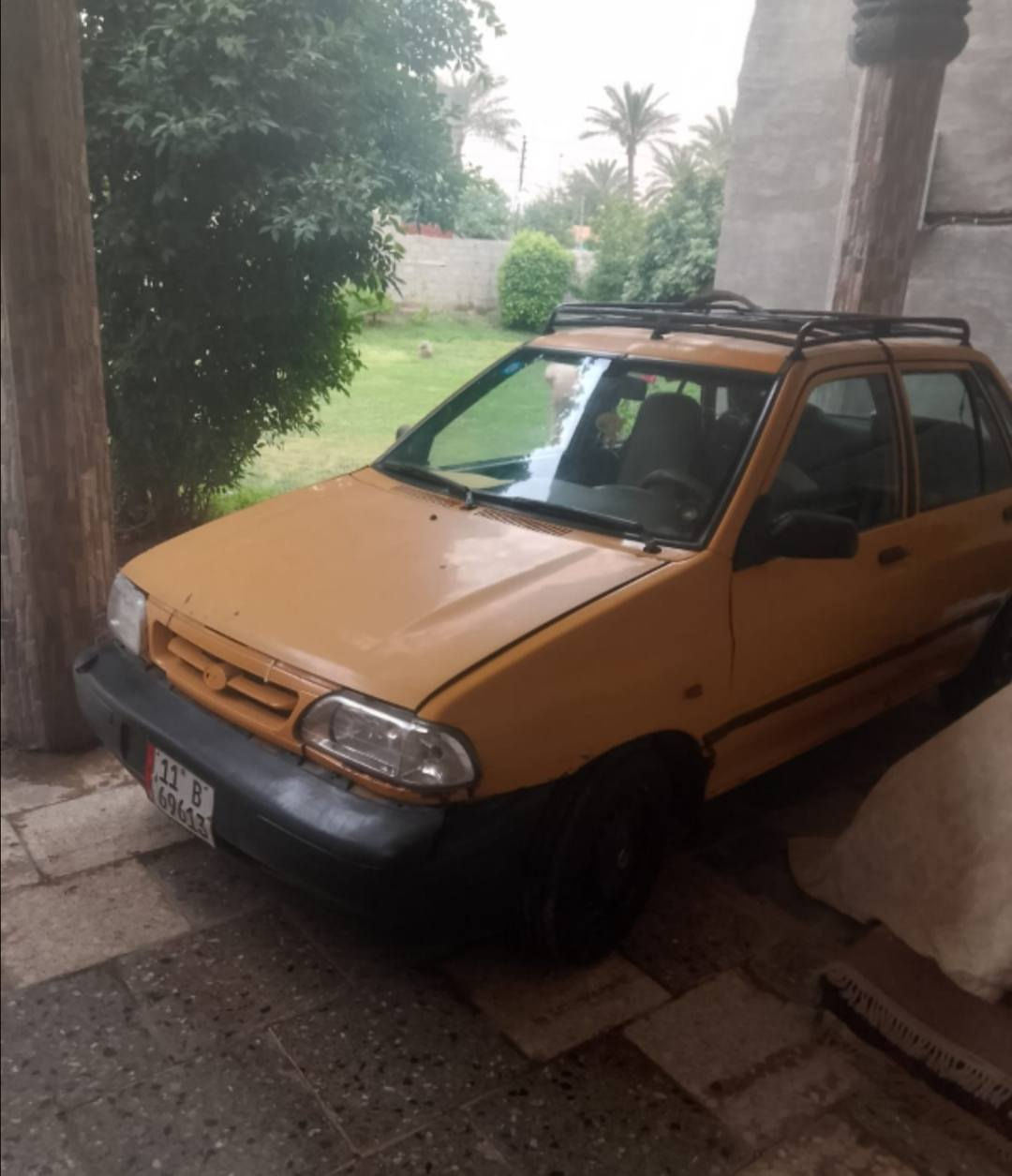 السلام عليكم لبيع سايبه كلهه ع بلاد لاضربه ولا صبغ ولاتبديل ٢٠١٢ رقم بغداد دولي محرك كير مكفولات تخم تاير جديد صدر أمامي خلفي جديد باتري جديد دوشمه ارضيه وكشنات جديد سياره جديده وجاهزه من كل نواحي مابيهه اي نقص بل عافيه ع ياخذهه مكان سياره بغداد لكرخ سعر (٢٠)وبيهه مجال حك جيه /***********
