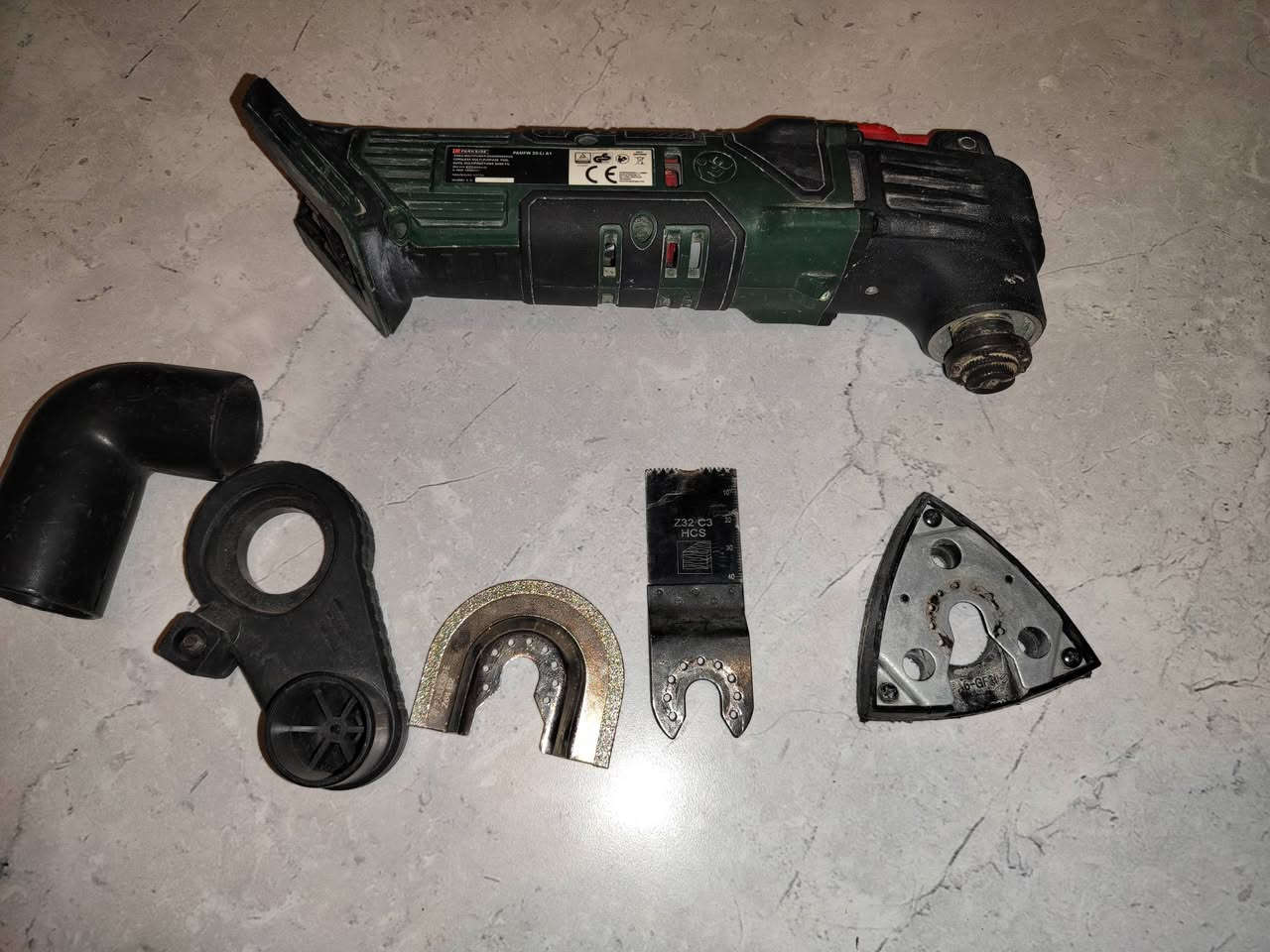 كوسرة ترددية بارك سايد بدون شاحن وبطارية السعر 10 الف


**إذا كنت صاحب هذا الإعلان وتريد حذفه لأي سبب، رجاءا أرسل رسالة إلى الدعم الفني**