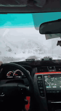 بە ناوی خوای بەخشندە و میهرەبان
بابەت: فرۆشتن
سەیارەکە موسە و مۆدێل ٢٠٠٧ە و گێڕ و مەکینە گەورەیە (١٨٤)
سەیارەکە سڵاید و کوشن جڵد نییە
سێ پەردەی بیلاد و سەلاجەیە
چوار دوگمەیە
تبرید مرکزییە
تەنیا یەک چەمەلاغی پێشەوەی بۆیاغە.
ساردی و گەرمی بە شەرت
تایەی لۆک لۆکی لەژێرە و ویل دینگەیە
سەیارەکە هی ماڵە و مەسروفێکی زۆر زۆری کراوە، تازە ڕۆن و هایدرۆلیکی گۆڕاوە، جوانکارییەکی زۆری بۆ کراوە، ناوەوەی سەیارەکە هەمووی دەستکاری کراوە لە کوشن و دەشبوڵەوە بگرە تا بەری پێیەکان.
لید و تەرتیباتی بۆ دانراوە، جام لایتی پێشەوەی گۆڕدراوە و لیدی بۆ دانراوە.
جامی پێشەوەی هەڵگیراوە، بە شەرتی تەقە و رەقە  و دوکەڵ دەیفرۆشم.
پلاکی تازە گۆڕاوە.
ڤۆلت و شەمعی تازە گۆڕاوە.
هیچ شتێک لەو سەیارەدا نەماوە خەلەلی هەبێت و دەستکاری بوێت.
سەیارەکە تەواو جائیز کراوە و بەنزینێکی کەم دەخوات، بەڕاستی لەو دوو ساڵەی پێمە بە تەواوی لەم سەیارەیە ڕازی بووم، پێویستم بە پارەیە و زەرورم لەسەری بۆیە دەیفرۆشم.

سعری کۆتایی قفڵ 64 وەرەقە.
شوێن ڕانیە-تیتۆکە
***********
