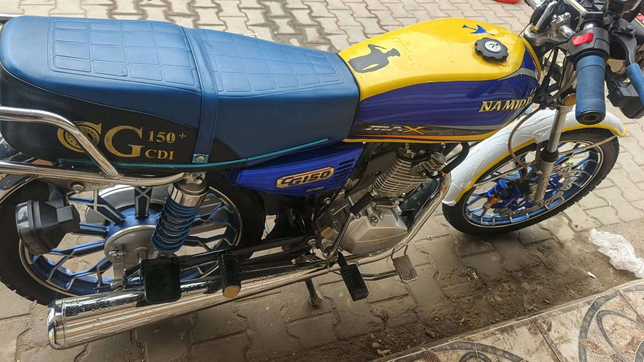 السلام عليكم
ماطور موديل ٢٠٢٤ بعدو على وضع الشركه محرك كبس منفيس سويجات بصمه كهربائيات كلها شغاله ماطور نضيف حيل مكلف بالنشر هذا رقم صاحبة *********** مكانو الحويجة داخل سعر ٦٧٥
