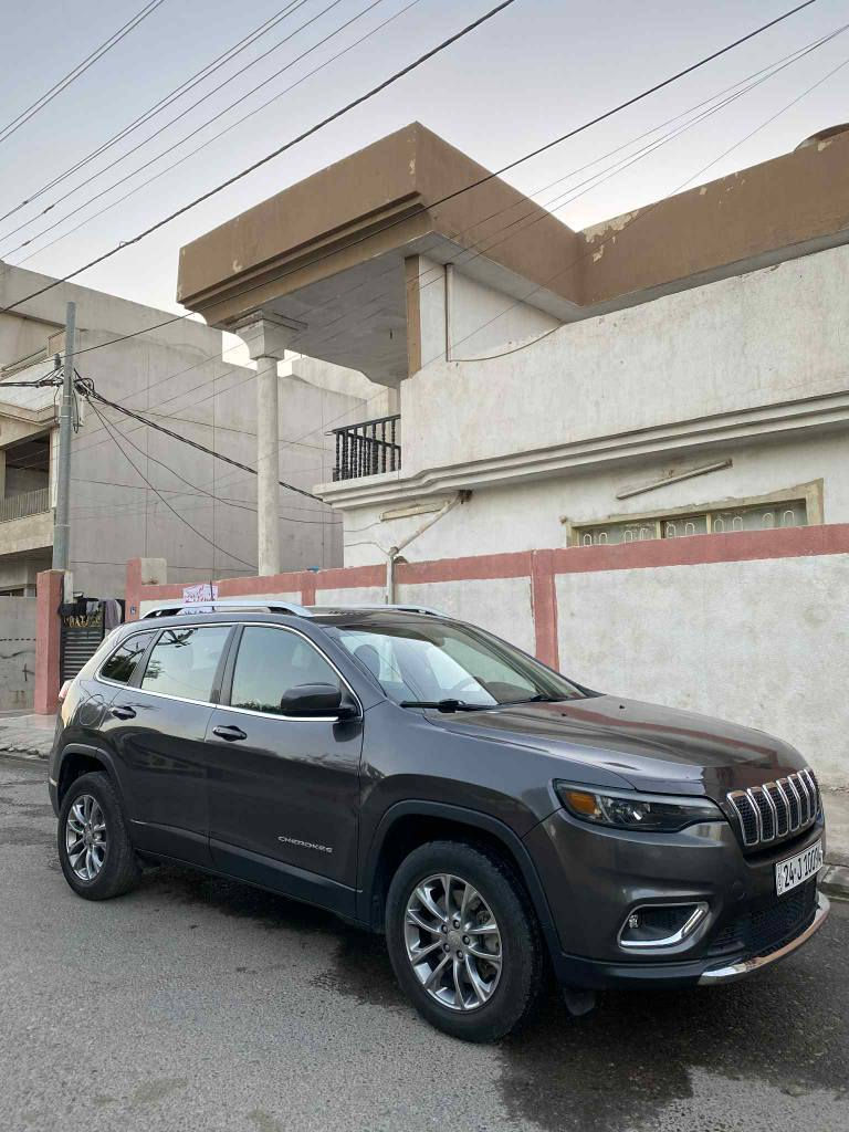 ‎جيب شيروكي يه ك بارجه سبوغ موديل ٢٠٢٠‎ أربيل, العراق


**إذا كنت صاحب هذا الإعلان وتريد حذفه لأي سبب، رجاءا أرسل رسالة إلى الدعم الفني**