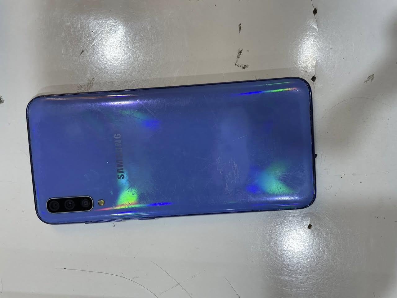 السلام عليكم
سامسونك A70 

الذاكرة ١٢٨ عشوائية ٦ 

الجهاز بيه كسور بالبلازما كما موضح لكن شغال طبيعي ويمشي حال ما يعلك

السعر ٥٠ قفل مكاني زين القوس


**إذا كنت صاحب هذا الإعلان وتريد حذفه لأي سبب، رجاءا أرسل رسالة إلى الدعم الفني**