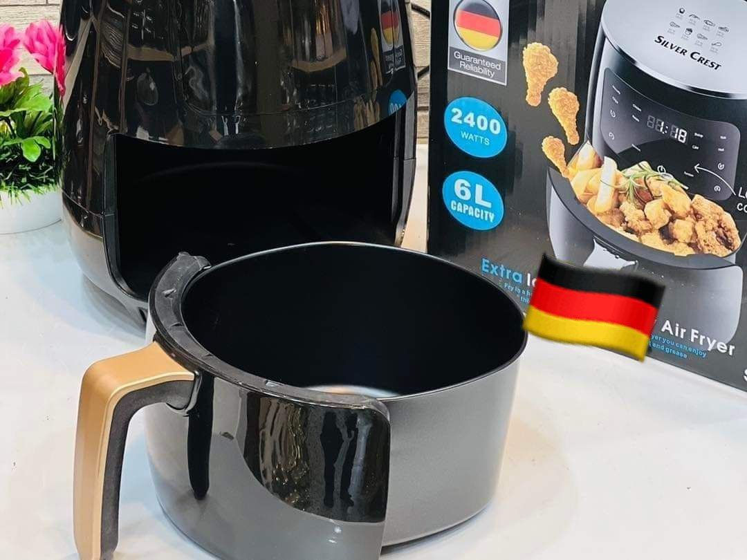 SLLVER CREST🇩🇪
Extra large Capacity Air Fryer 2400W - 6L
قلاية هوائية صحية من ماركة سيلفر كرست الألمانية سهلة الاستخدام والتنظيف حجم ٦ لتر تكفي دجاجة كاملة قلاية بدون زيت صحية ومفيدة لاهل الضغط والسكر شاشة تعمل بالمس و برامج معدة للطعام وبقدرة ٢٤٠٠ واط تتميز بتقنية الهواء السريع والتحكم في درجة الحرارة القابلة للتعديل

✅المميزات :-
💥خاصية قفل الأمان: تتوقف عند فتح الباب 
💥متوفر اللون الاسود فقط   
💥تشوي وتقلي بدون قطرة زيت 
💥تجفف فواكة 
💥قدرة ٢٤٠٠ واط 
💥 مروحة لتوزيع الحرارة
💥حجم كبير سعة ٦ لتر
💥لوحة تحكم رقمية ديجيتال سهلة اللمس
💥 تتضمن ٦ برامج طهي مختلفة
💥امكانية التحكم في الحرارة: اعلى, اسفل
💥 وخاصية تحديد درجة الحرارة والوقت درجة الحرارة بين 25 -200 درجة سيليزية تحديد الوقت 30 دقيقة 
#الاصلي المنشأ ألمانية 🇩🇪💯  
🚘يوجد خدمة توصيل لجميع محافظات العراق 🚘


**إذا كنت صاحب هذا الإعلان وتريد حذفه لأي سبب، رجاءا أرسل رسالة إلى الدعم الفني**