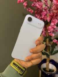 آيفون ١٧ اير ٢٥٦ • بطارية ١٠٠ • شارع الصحه