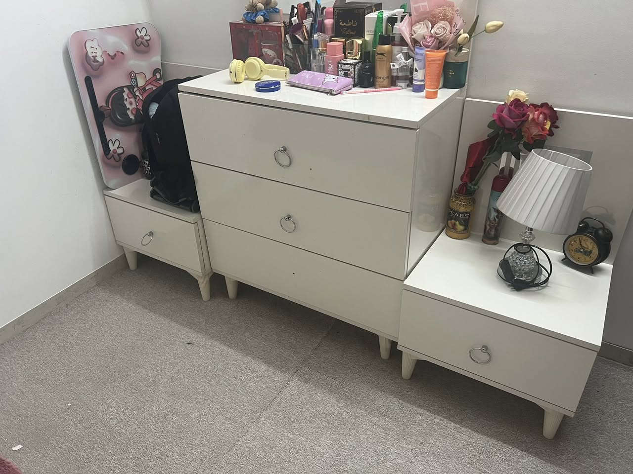 غراض للبيع تخم 10 مقاعد تركي 600 وغرفه نوم 500 زوليه بوهيمي 75 لاتصال ***********
