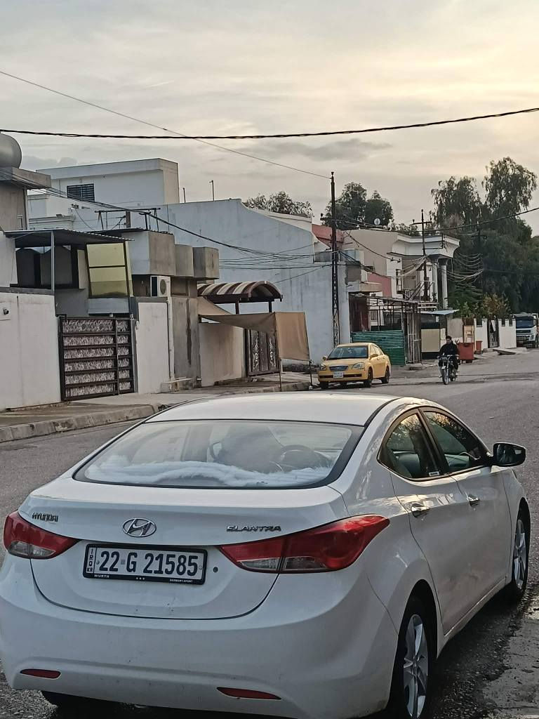 النترا 2012 مەکینە16چملخ و بۆنیتی پیوەیە کەمی ناوی گردە ڕەقم و سنەوی تازەیە سعری 96وەرقە دەفتەر بەنزینیشی هەیە 
***********
*********** كركوك, العراق
