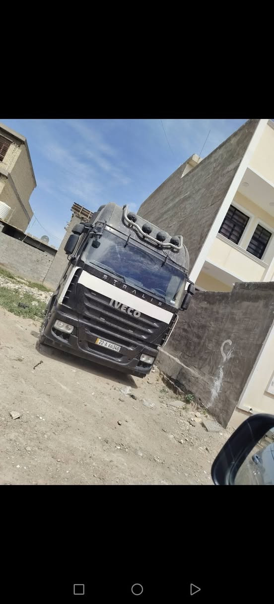 افيكو مويل ٨  كير عادي ٤ ب٤رقم أربيل جديد وسنويه جديده السعر ١٤٠ وبيه مجال *********** بغداد
