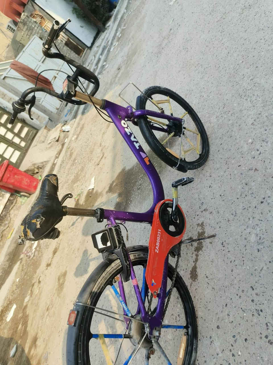 بايسكل اصلي كوري ابي مال شركة توصية خاصة البايسكل ما مبدل بي شي ابد ولا داخل مصلح مع كشن هدية+السلة مالتة موجودة البايسكل نظيف جداً السعر 55الف وبي مجال للاستفسار مراسلتي او الاتصال على الرقم /***********
