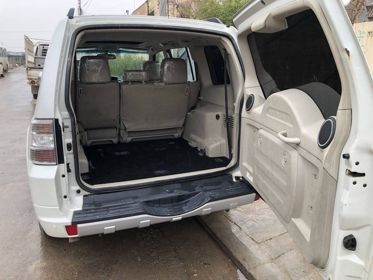 سلام علیک مسیبوشي باجیرو، حبتور، 2017,محرک، 3.5 V6  ماشیه 85.000 حقیقی، سیارة جدید، فوول موصفات، رقم سنوی جدید، بشرت تحویل، سعر، علی واتساب. 0751 760 23 60
