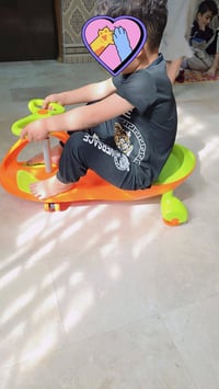 سكوتر أطفال • لكل الأعمار • لحد سنتين