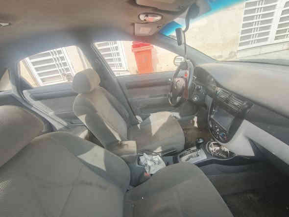 السلام عليكم سياره البيع او مراوس وبتره موديل ١١ رقم انكليزي ل ٣٠ مصغره  الون اصفر سياره حلوه بيه خيط بخار العنوان العماره حي الجامعه السعر ٥٠ وبيه مجال تلفون *********** بي واتساب
