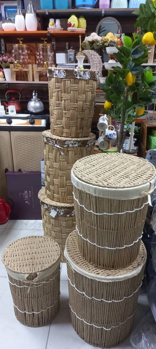 صباح الخير أصدقائي ومتابعين واهلا وسهلا بكم في معرضكم معرض انوار الزهراء مسيب شارع البلديه مجاور ازياء جمانه هناك خدمه توصيل واتساب للحجز والاستفسار مراسلة ***********
