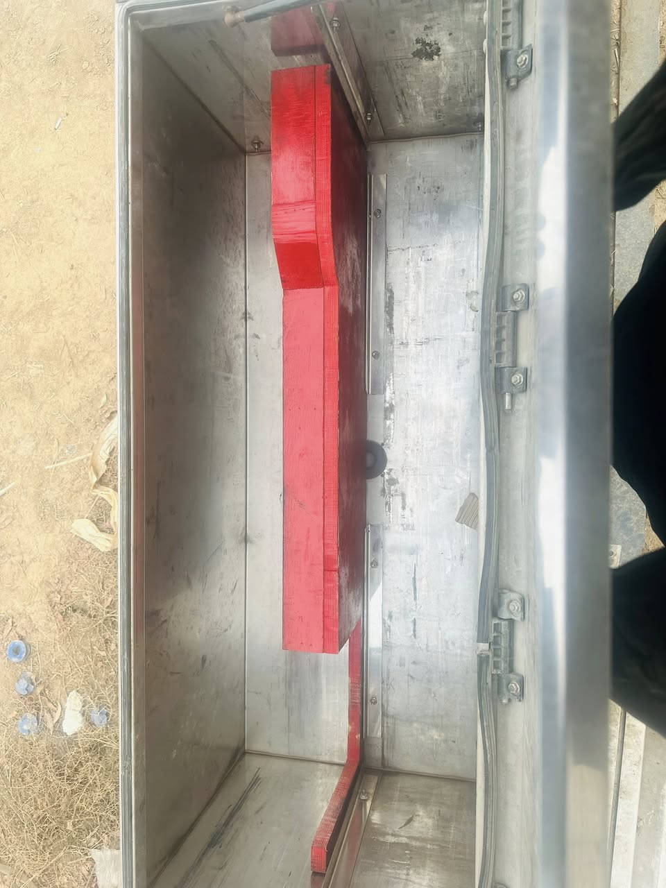 صناديگ للبيع
اوربيات جدد
***********
