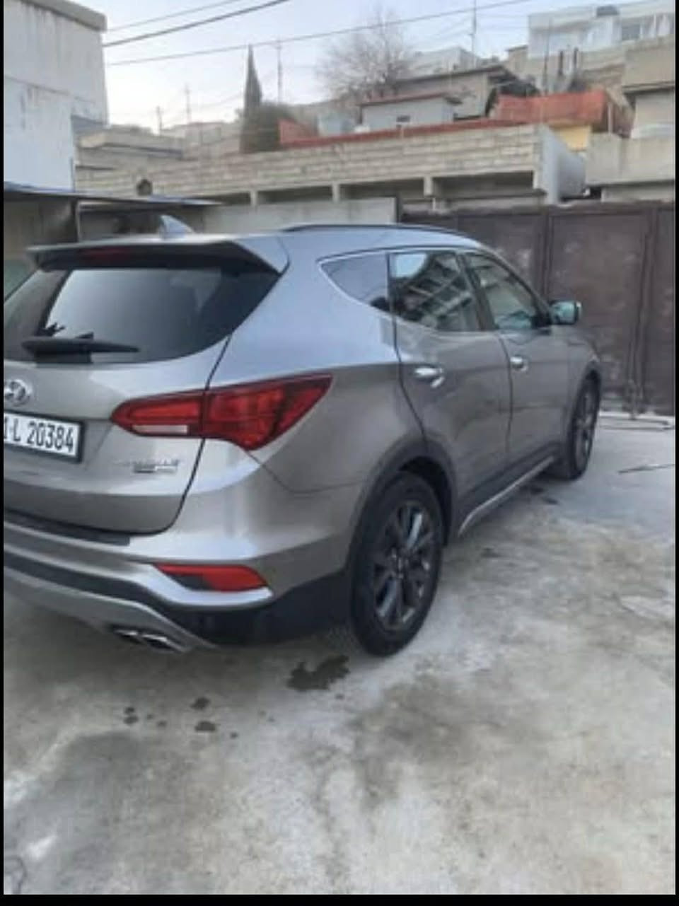 WhatsApp 
***********
سلام عليكم 
هوندا سنتافي ٢٠١٧ فول فول 
٥ كاميره 
كوشن جلد 
حارس بارد 
٢٠ توربو 
رقم م سنوى نو تا ٢٠٢٩
به ناوى خومانه 
بي ته قه و ره قه بي مه سره ف 
جاملغ و بونيت كلير  بي شاني ايربان سوكان سيستم أربيل, العراق
