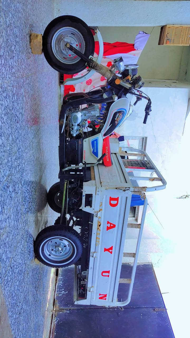 يالله السلام عليكم ستوته للبيع موديل 16 مكفوله كفاله عامه اوراق نضاف جاهزه  ستوته كهربايات كلهه شغاله من الاشاره الي بكلايت مكفول كفاله عامه مكينه جديده نكره سلف تواير جدد ابو الخطه السعر 1600 بيه مجال مكان ناصريه فضليه الاتصال رقم أو واتساب ***********
