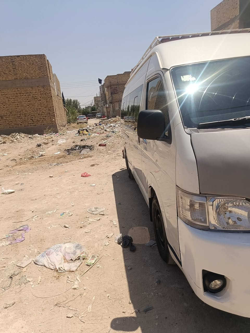 سلام عليكم سياره هايسه للبيع موديل ٢٠١٤ تخم تاير حدادي تبريد كير ومكينه وكسل كفاله سياره جاهزه هيه وضريبه مصفره  مكان السياره النجف الاشرف للاستفسار  تصال واتساب *********** السعر خاص
