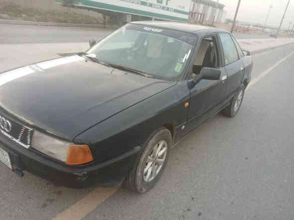 سلام عليكم للبيع اودي موديل 91 يوجد كاربون محرك 0/8
محرك كير شرط طخم تواير السعر 29العنوان حي القاهرة ***********
