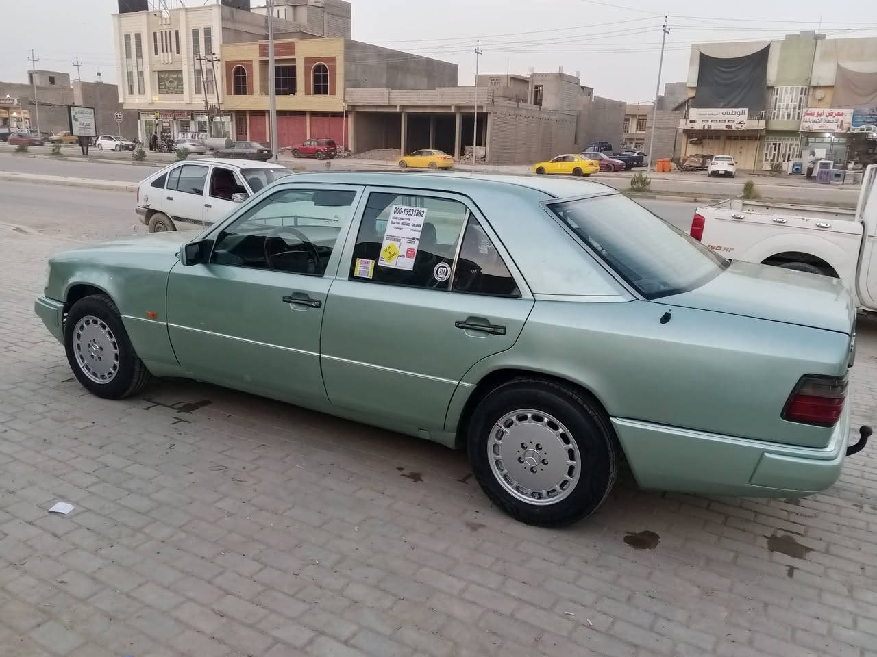 السلام عليكم مرسيدس دب 1992 البيع رقم بغداد باسمي كير و محرك وتبريد  خير من الله السياره خير من الله بس قاعدت دبا واحده مصلحة تصليح بصيط محرك ابلاد السعر 55 و بيهه مجال ***********
