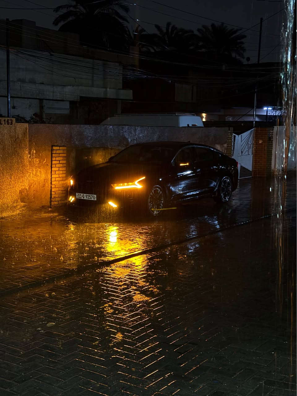 السلام عليكم
سيارة k5 فئة High Grade 1.6 Turbo امريكي
حادث خفيف 
السيارة فول الفول
ماشية 66 الف
رقم بغداد
كشنات كهرباء 
جامات اوتو
سيستم سماعات بوز
داخل اسود جلد
بانوراما
قطعتين تبريد
كامرات 360
حساسات 360
نقاط عمياء
كشنات تدفئة و تبريد 
اوتو هولد
هاندبريك بصمة
تشغيل عن بعد
تحديد مسار
رادارت امامي و خلفي
مكان السيارة بغداد 
السعر 176 و بيها مجال
*********** بغداد, العراق
