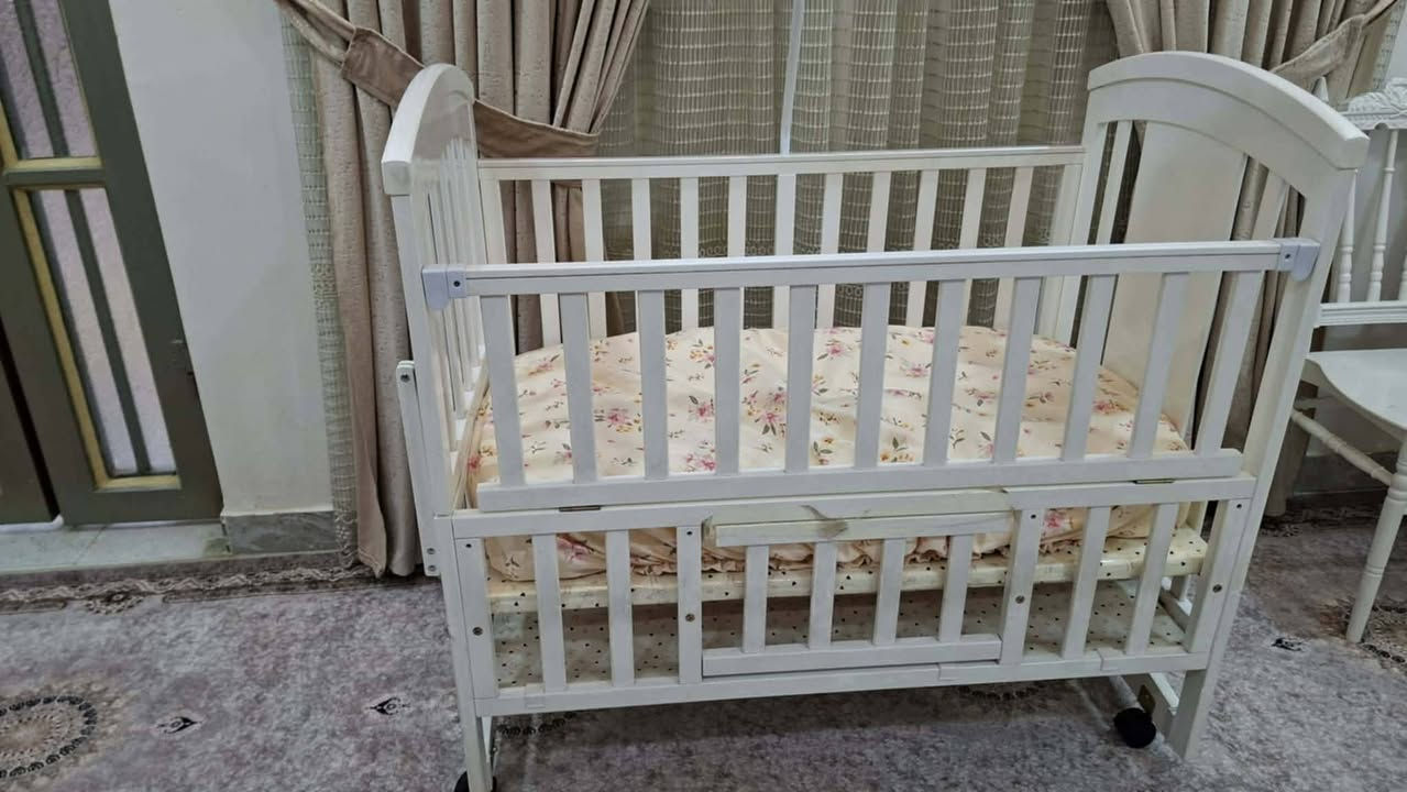 سرير للبيع بسعر مناسب


**إذا كنت صاحب هذا الإعلان وتريد حذفه لأي سبب، رجاءا أرسل رسالة إلى الدعم الفني**