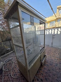 فاترينه للبيع ترهم عطور او اكسسوارات الامنيون تركي كهرباء كامله السعر ...