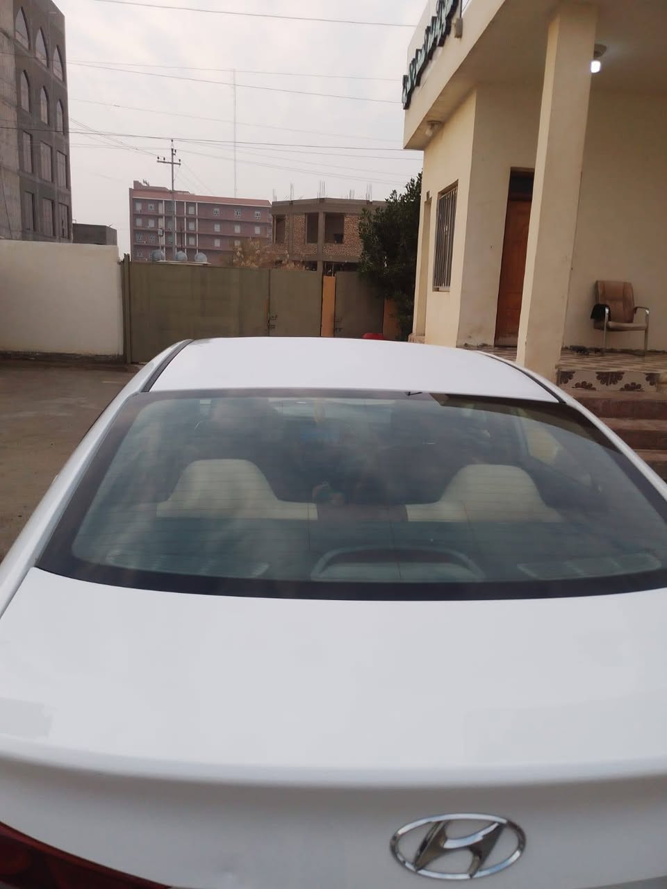 السلام عليكم
—————————-
النترا 2018 خليجي فول عداااا البصمة 
رقم بغداد بأسمي هزه وسنوية ورقام كلة جديد 
مواصفات 
١- فتحة 
٢- تبريد قطعتين 
٣- ويل كب 17
٤- مري شفط + اشاير بالمري
٥- شاشة كبيرة + كاميرا 
٦- محرك ٢٠٠٠ دوش 
٧- حساس خلفي 
٨- داخل صاج
٩- كشنات جلد
١٠- يدات نيكل 
سونار مرفق مع المنشور
مكاني الانبار الرمادي  
السعر :- 122 
اخوان اني مكلف بالنشر 
رقم صاحب السيارة ***********
