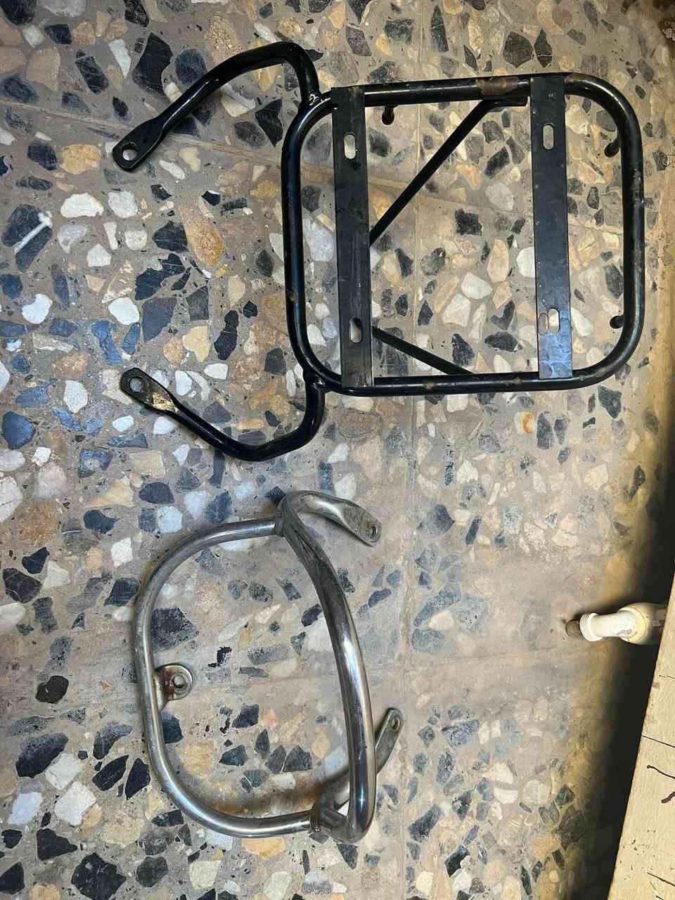 سماعه بلاتوث صوت عالي وستاند مبايل نضيف وسيبايه بوليس بلاديه وسيبايه كساح كلهن ب25 مكاني بغداد زعفرانيه


**إذا كنت صاحب هذا الإعلان وتريد حذفه لأي سبب، رجاءا أرسل رسالة إلى الدعم الفني**