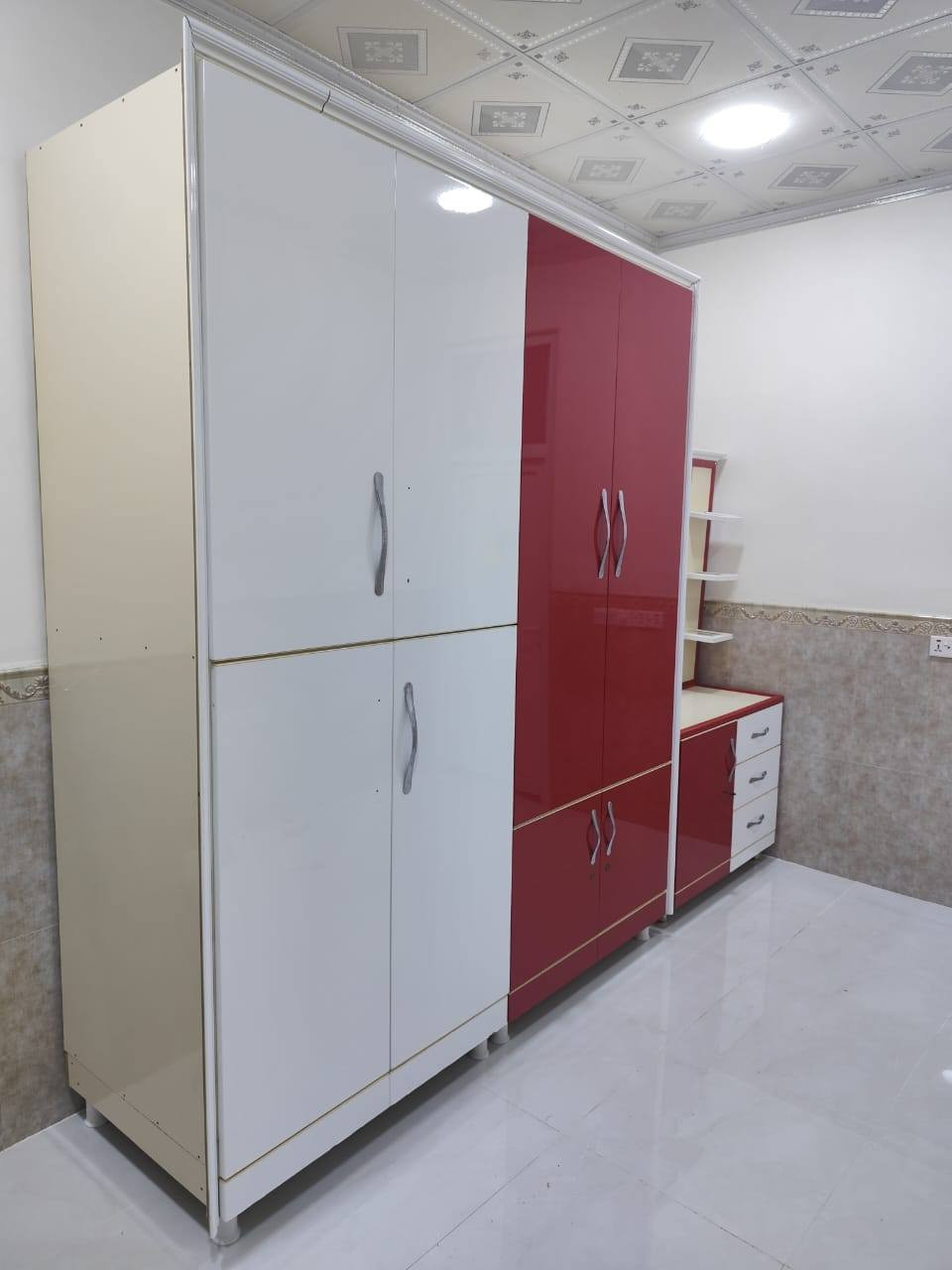 ئةم معرزه وميز تواليته بو فروشتن معرزكه دوو متره ...دستةكةرده ..وعةيبى نيه له كةلار سموود ..بو نرخ نامه بنيره...


**إذا كنت صاحب هذا الإعلان وتريد حذفه لأي سبب، رجاءا أرسل رسالة إلى الدعم الفني**